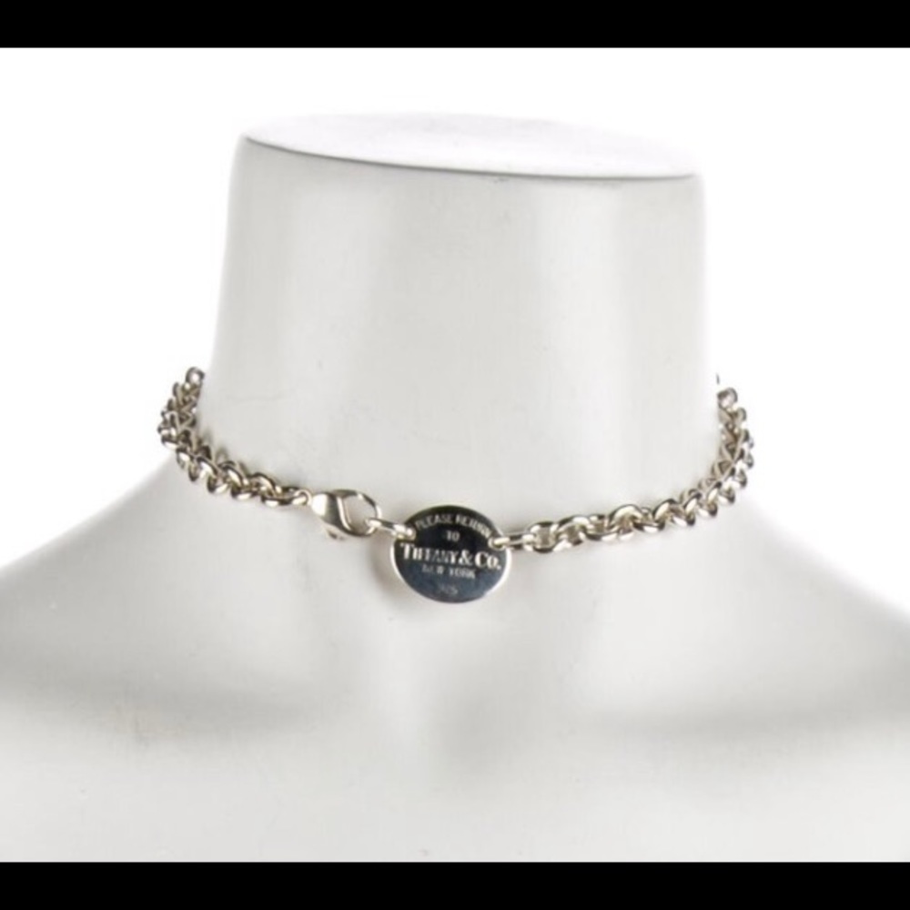 Tiffany & Co Oval tag chocker necklace